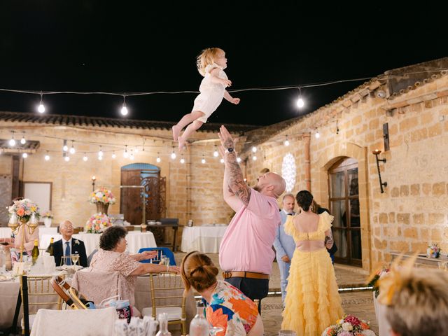 Il matrimonio di Marika e Ryan a Salemi, Trapani 118