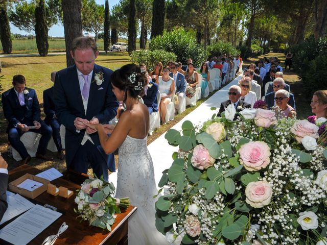 Il matrimonio di Chris e Valeria a Campiglia Marittima, Livorno 24