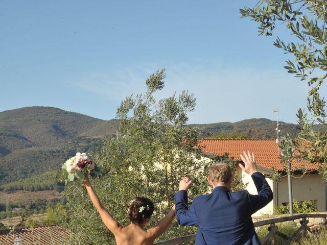 Il matrimonio di Chris e Valeria a Campiglia Marittima, Livorno 39
