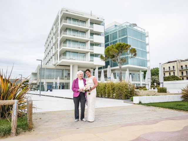 Il matrimonio di Alexander e Nina a Jesolo, Venezia 48