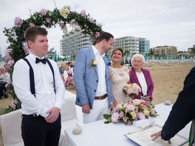 Il matrimonio di Alexander e Nina a Jesolo, Venezia 81