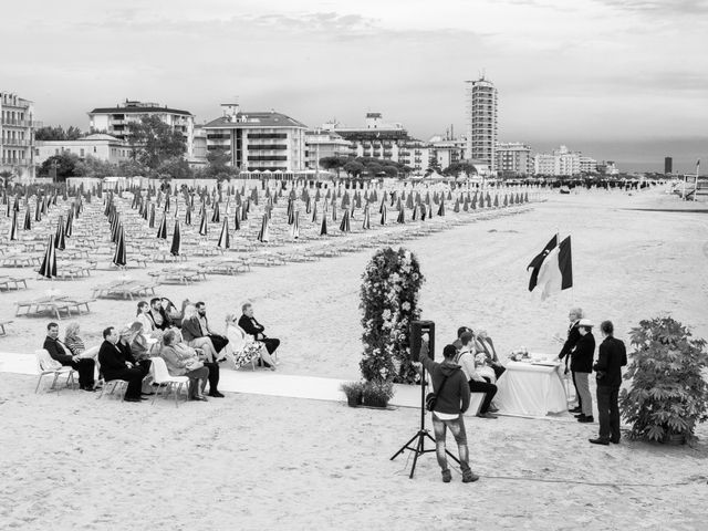 Il matrimonio di Alexander e Nina a Jesolo, Venezia 92