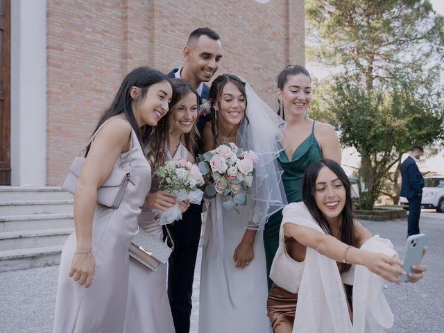 Il matrimonio di Luca e Chiara a Poggio Berni, Rimini 35