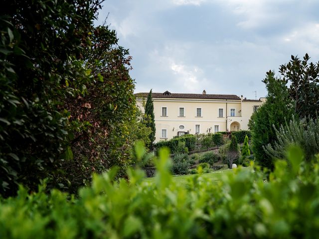 Il matrimonio di Valeria e Nello a Castel Campagnano, Caserta 35