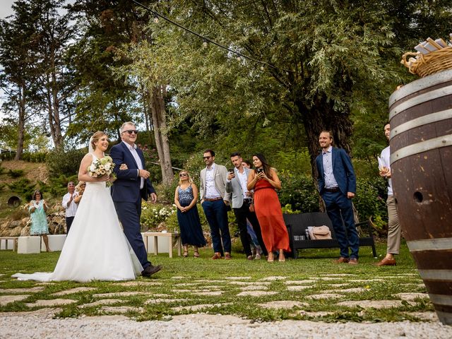 Il matrimonio di Mattia e Laura a Castellina in Chianti, Siena 34