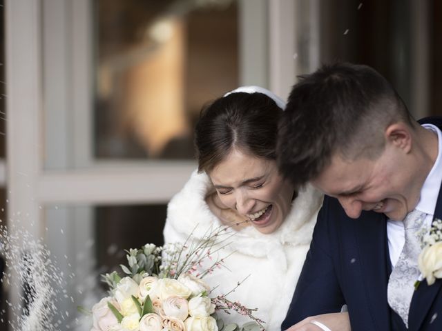Il matrimonio di Pietro e Ester a Inveruno, Milano 8