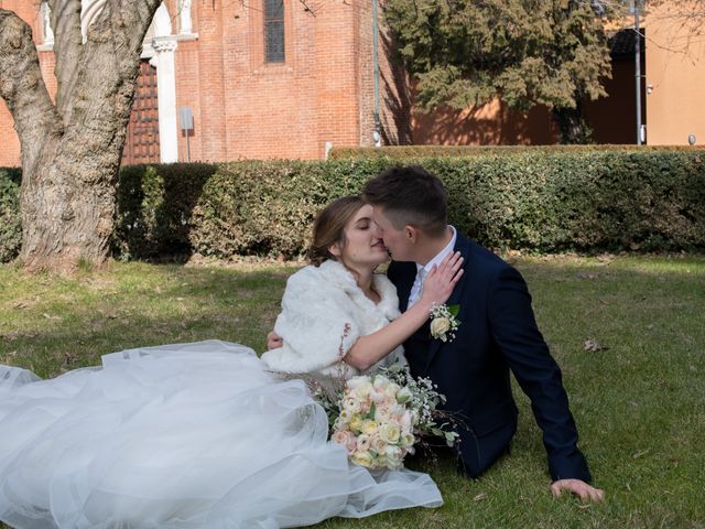 Il matrimonio di Pietro e Ester a Inveruno, Milano 14