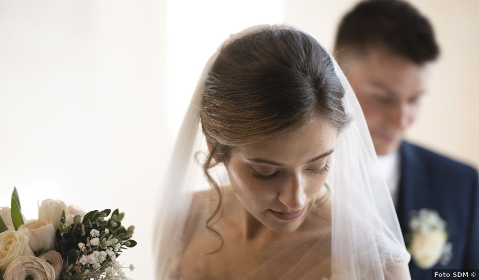 Il matrimonio di Pietro e Ester a Inveruno, Milano