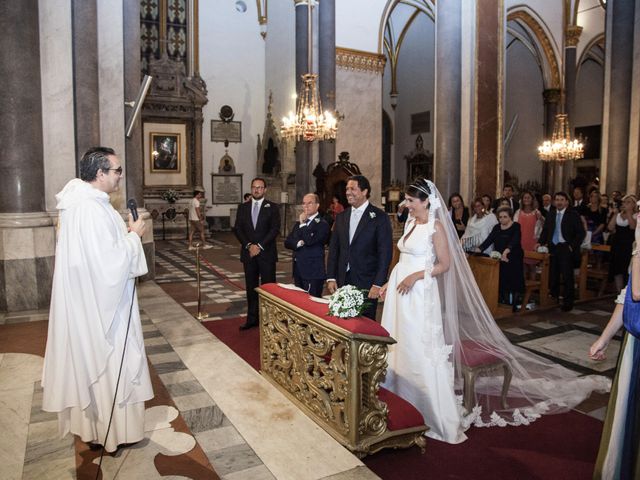 Il matrimonio di Marina e Marco a Napoli, Napoli 17