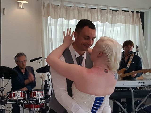 Il matrimonio di Davide  e Wendy  a Settimo Torinese, Torino 15