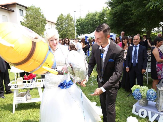 Il matrimonio di Davide  e Wendy  a Settimo Torinese, Torino 28