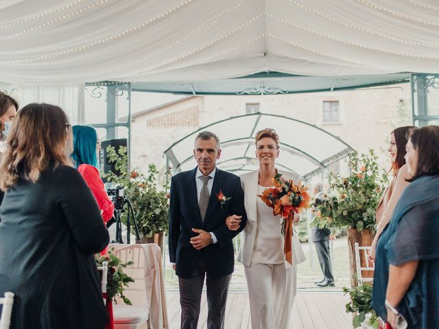 Il matrimonio di Valentina e Antonella a Clivio, Varese 35