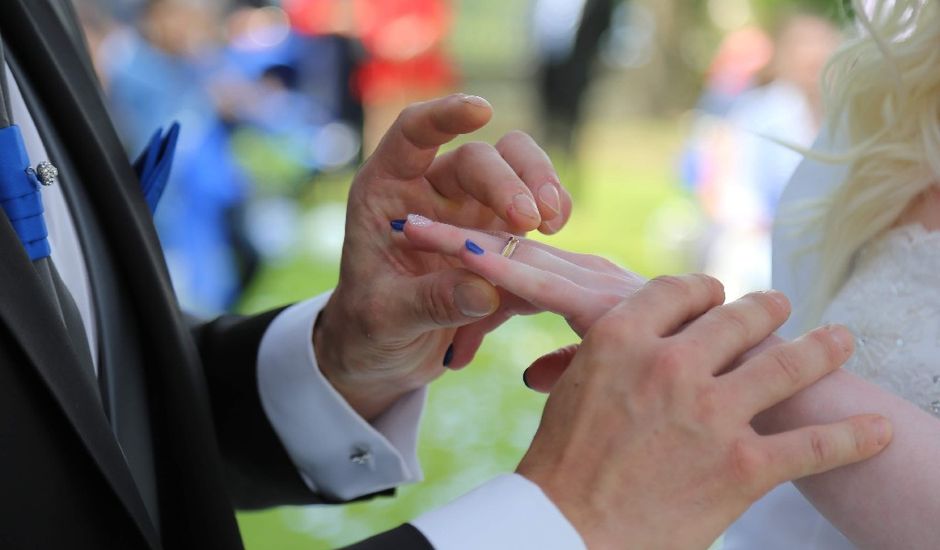 Il matrimonio di Davide  e Wendy  a Settimo Torinese, Torino