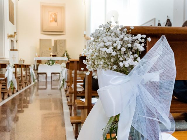 Il matrimonio di Giulia e Gabriele a Cattolica, Rimini 30