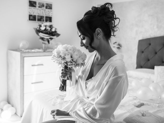 Il matrimonio di Simone e Ilaria a Marchirolo, Varese 12