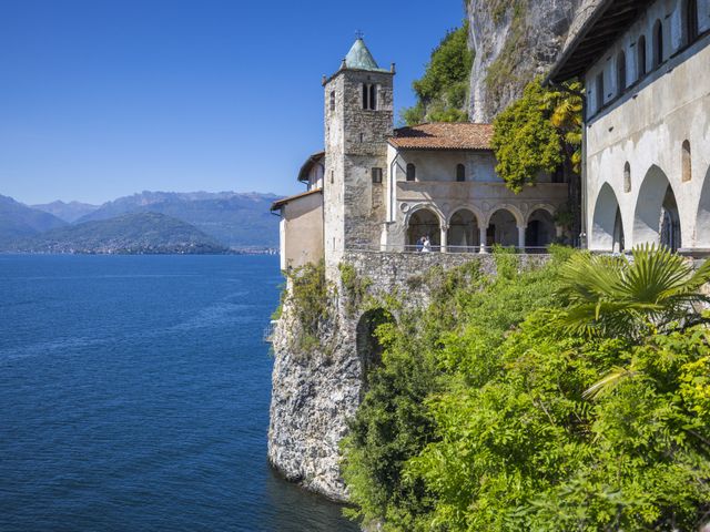 Il matrimonio di Simone e Ilaria a Marchirolo, Varese 41