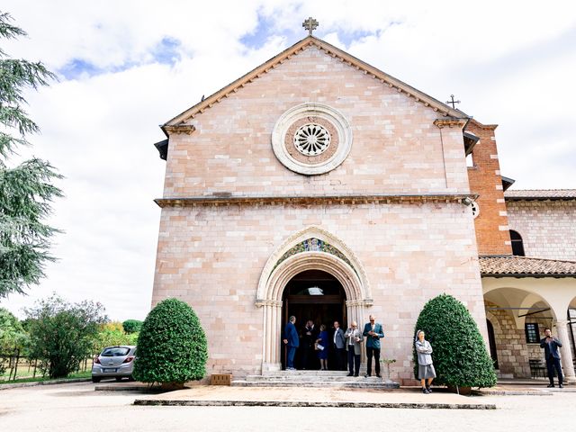 Il matrimonio di Daniela e Sergio a Assisi, Perugia 40