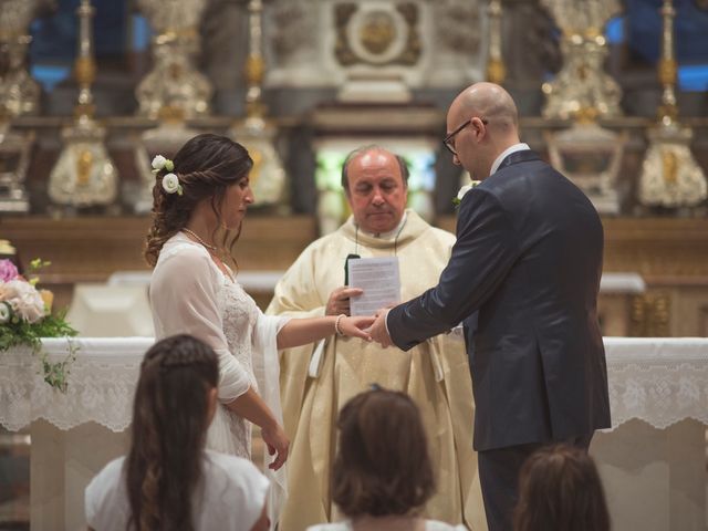 Il matrimonio di Fabrizio e Natascia a Oggiono, Lecco 34