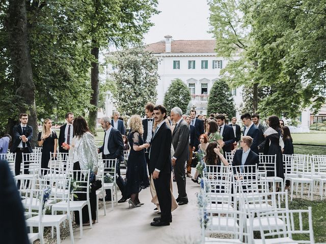 Il matrimonio di Gabriele e Sarah a Gorgo al Monticano, Treviso 42