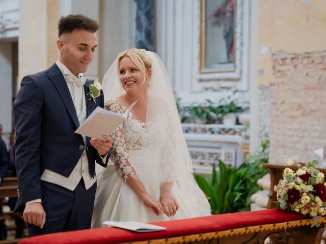 Il matrimonio di Alessio e Perla a Modena, Modena 27