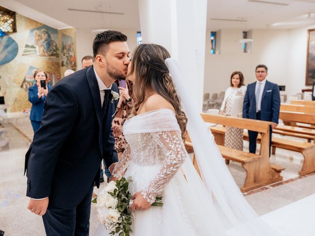 Il matrimonio di Mario e Paola a Altamura, Bari 24