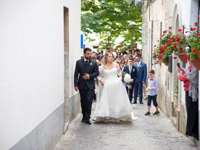 Il matrimonio di Stefano e Giovanna a Castronuovo di Sant&apos;Andrea, Potenza 19