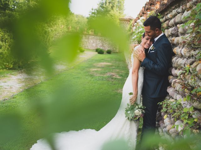 Il matrimonio di Simone e Claudia a Muggiò, Monza e Brianza 30