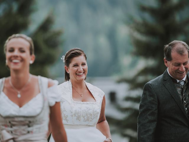 Il matrimonio di Thomas e Rhea a Corvara in Badia- Corvara, Bolzano 2