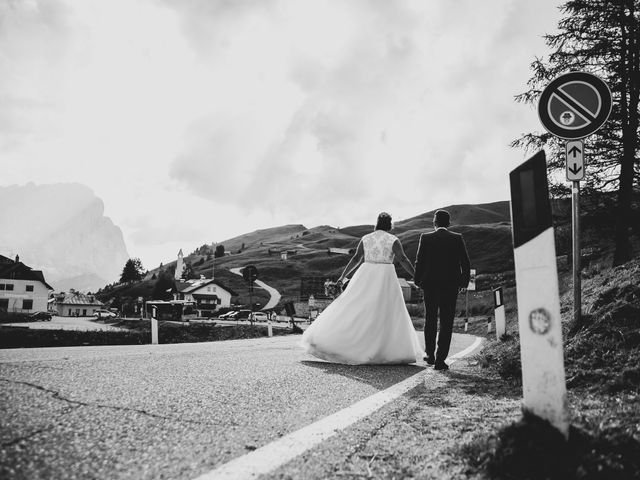 Il matrimonio di Thomas e Rhea a Corvara in Badia- Corvara, Bolzano 143