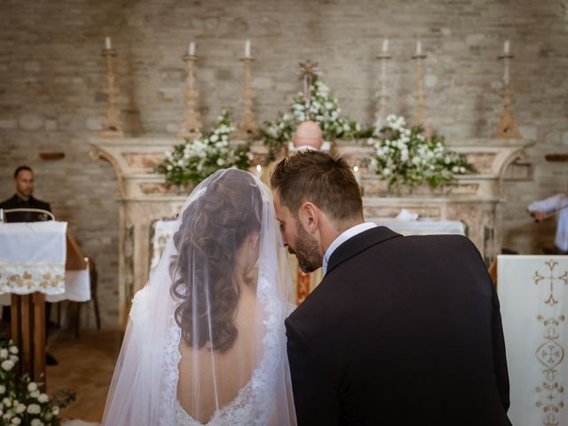 Il matrimonio di Luigi e Clelia a Mosciano Sant&apos;Angelo, Teramo 15