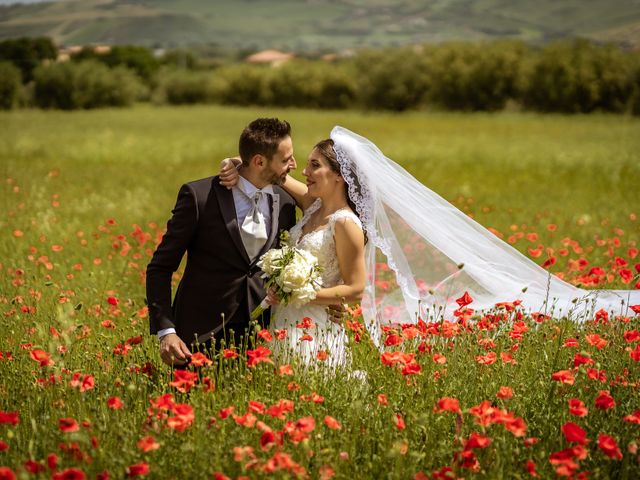 Il matrimonio di Luigi e Clelia a Mosciano Sant&apos;Angelo, Teramo 26