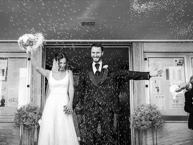 Il matrimonio di Federico e Carolina a Palaia, Pisa 26