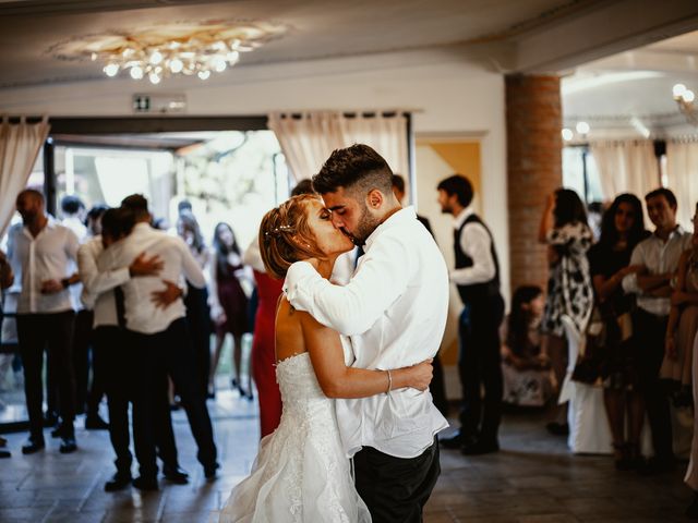 Il matrimonio di Tommaso e Claudia a Montaione, Firenze 27