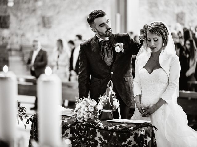 Il matrimonio di Tommaso e Claudia a Montaione, Firenze 17