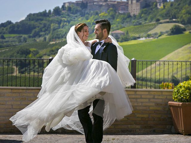 Il matrimonio di Roberto e Cinzia a Montalto delle Marche, Ascoli Piceno 43