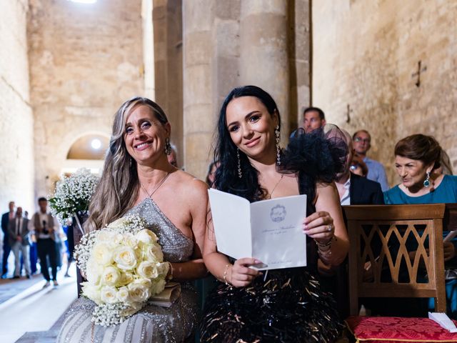 Il matrimonio di Simone e Madalina a Siena, Siena 26