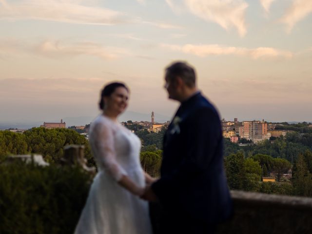 Il matrimonio di Simone e Madalina a Siena, Siena 112