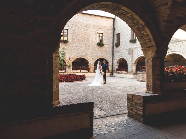 Il matrimonio di Debora e Mirko a Collecorvino, Pescara 20