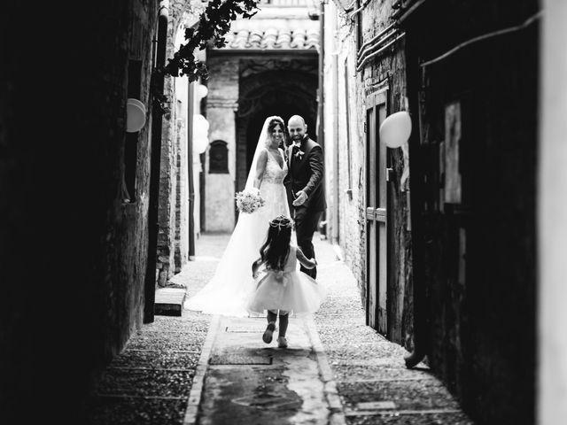 Il matrimonio di Debora e Mirko a Collecorvino, Pescara 22