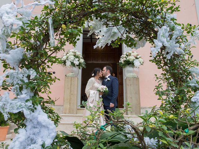 Il matrimonio di Marco e Elvira a Salerno, Salerno 32