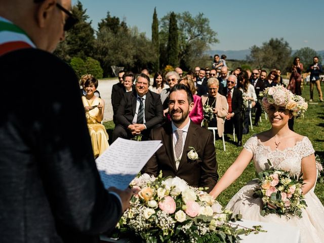 Il matrimonio di Virginia e Massimo a Carmignano, Prato 35