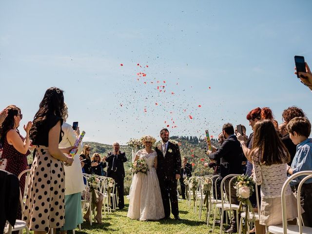 Il matrimonio di Virginia e Massimo a Carmignano, Prato 42