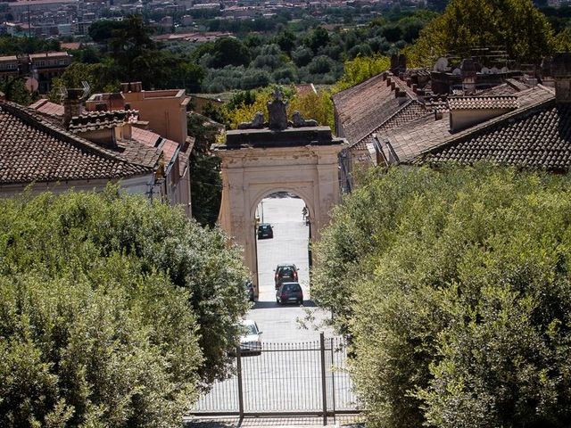 Il matrimonio di Luca e Rossella a Caserta, Caserta 29