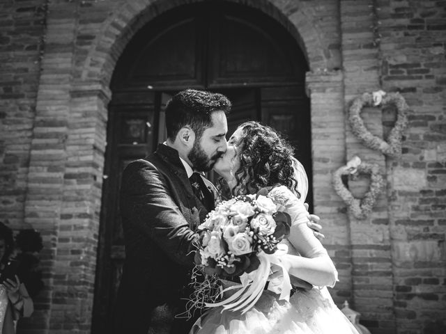 Il matrimonio di Jenny e Luca a Montecosaro, Macerata 65