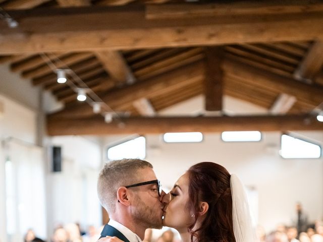 Il matrimonio di Andrea e Sabrina a Salvirola, Cremona 31