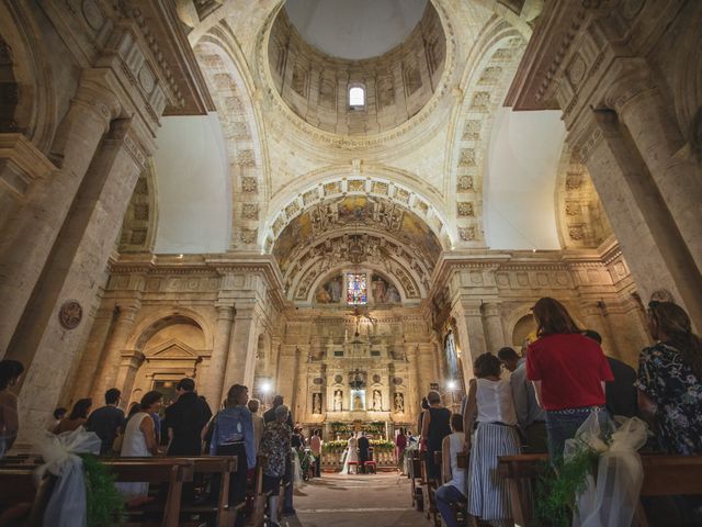 Il matrimonio di Roberto e Valentina a Montepulciano, Siena 13