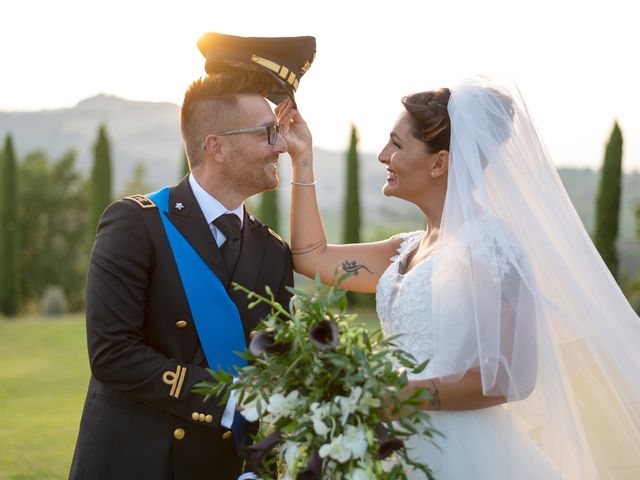 Il matrimonio di Pierluigi e Elisa a Fossombrone, Pesaro - Urbino 21
