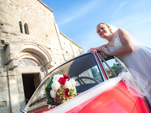 Il matrimonio di Bruno e Neringhe a Montecopiolo, Pesaro - Urbino 21