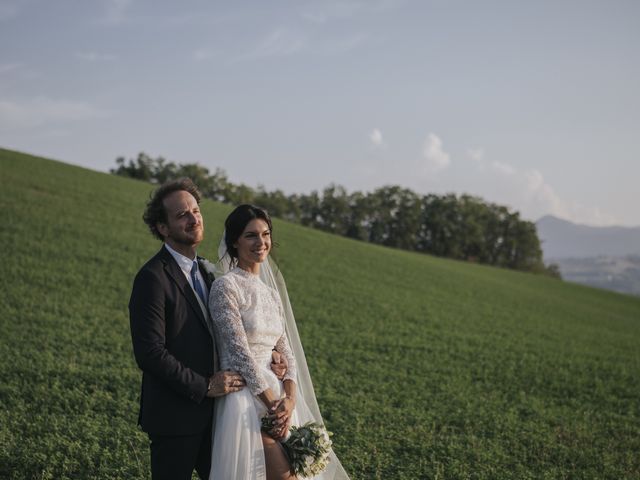 Il matrimonio di Simonluca e Anastasia a Serra de&apos; Conti, Ancona 27