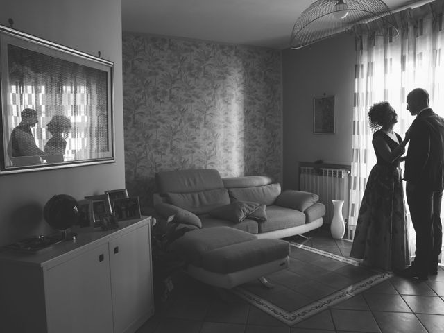 Il matrimonio di Valentina e Crescenzo a Afragola, Napoli 19